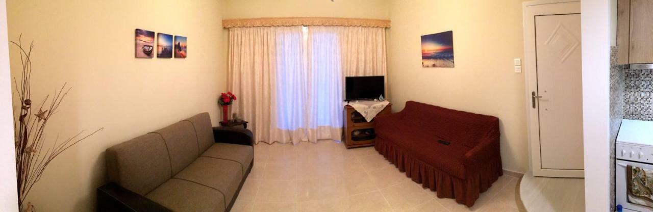 Pachi Seaside Apartment Luaran gambar
